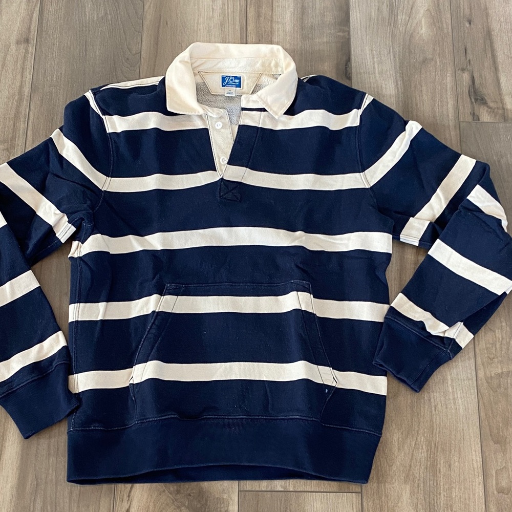 Jcrew rugby wjth kangaroo pocket. Size medium.
